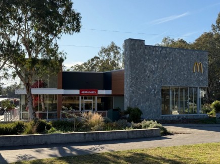McDonalds Thurgoona | 2 Diamond Dr, Thurgoona NSW 2640, Australia | Phone: (02) 6043 6100