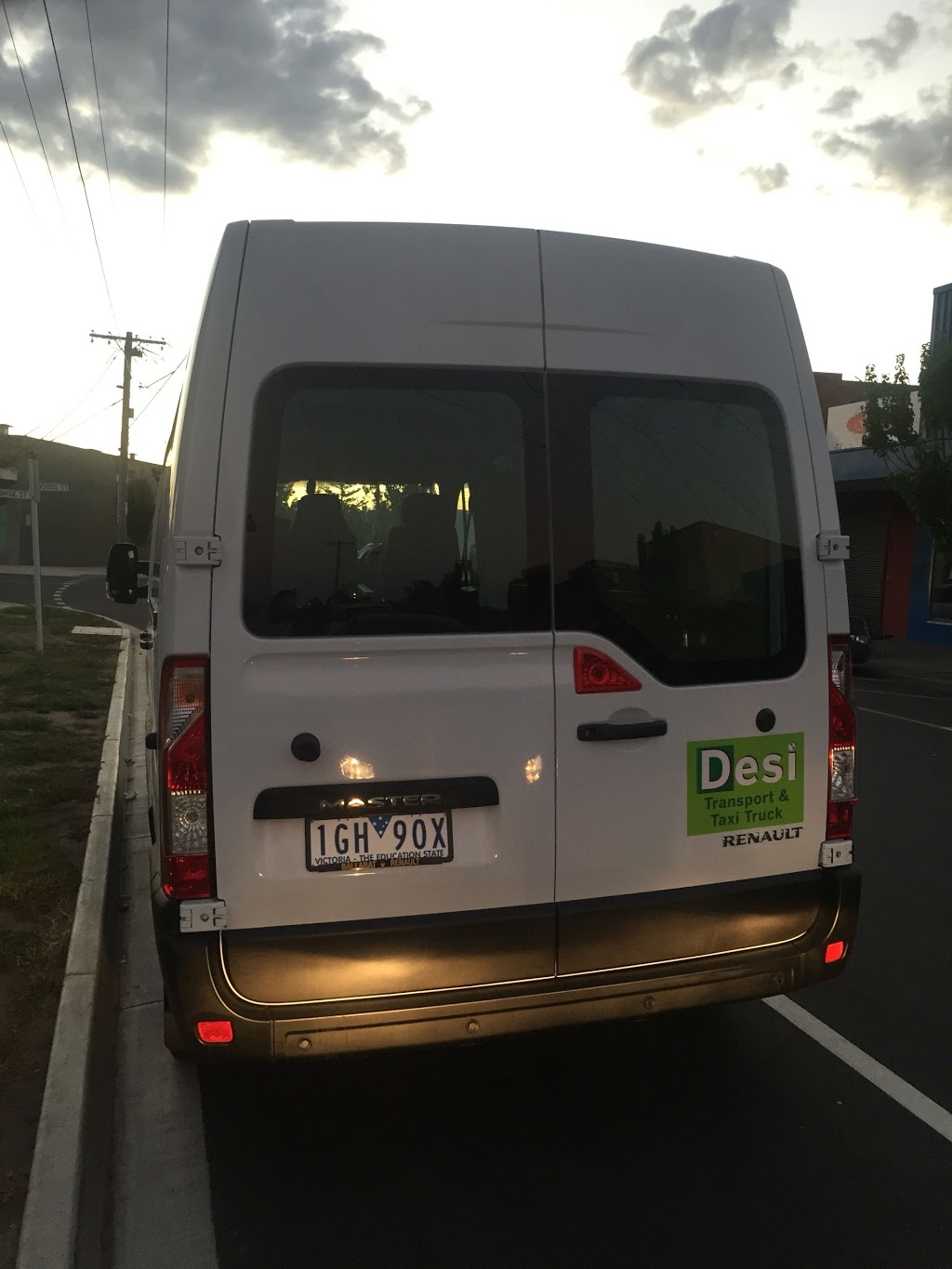 Desi Transport & Van and Truck Rental | 4/17 Derrimut Dr, Derrimut VIC 3030, Australia | Phone: (03) 9748 5785
