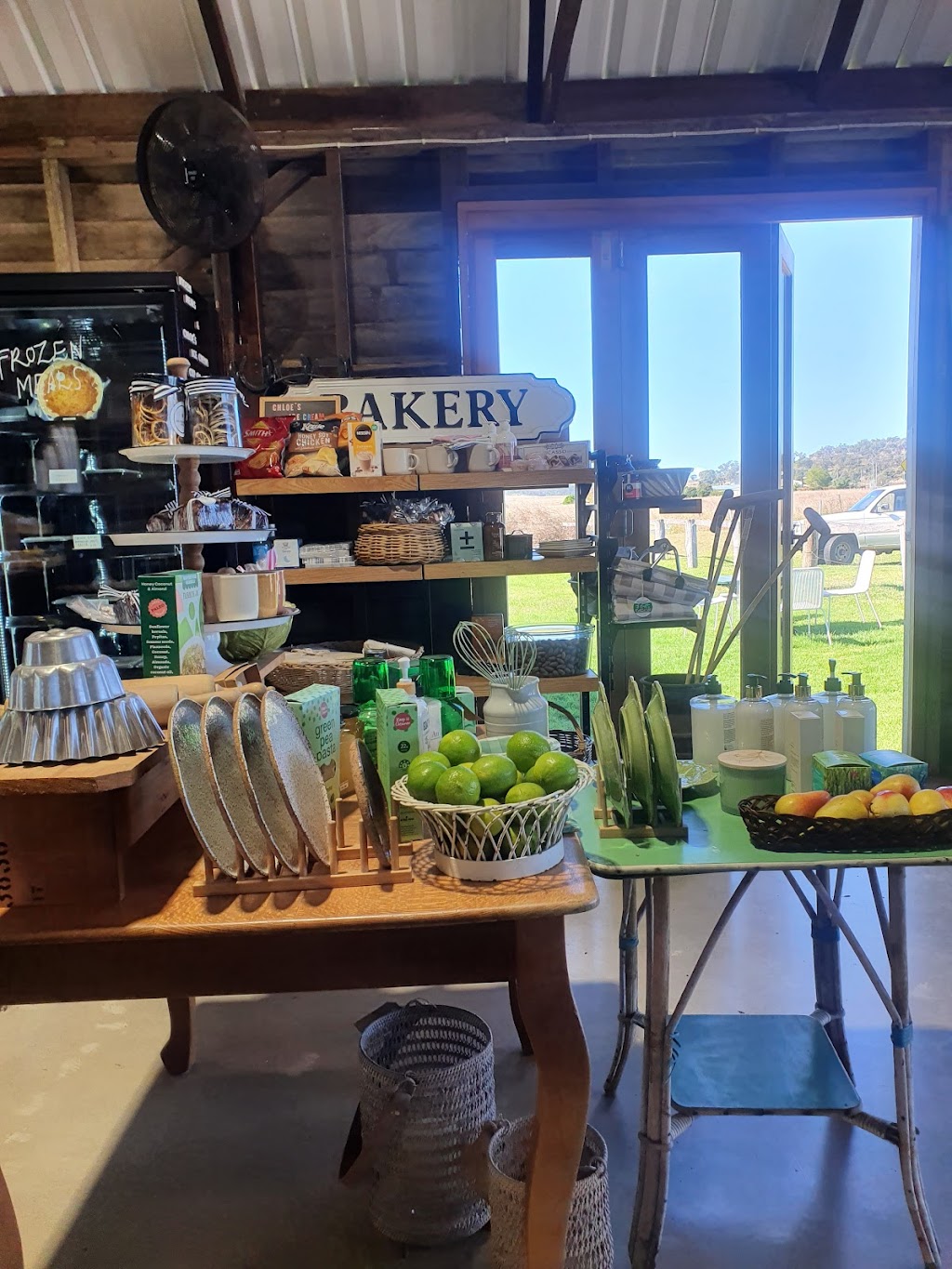 The Wheatsheaf Store | 14433 New England Hwy, East Greenmount QLD 4359, Australia | Phone: 0480 753 858