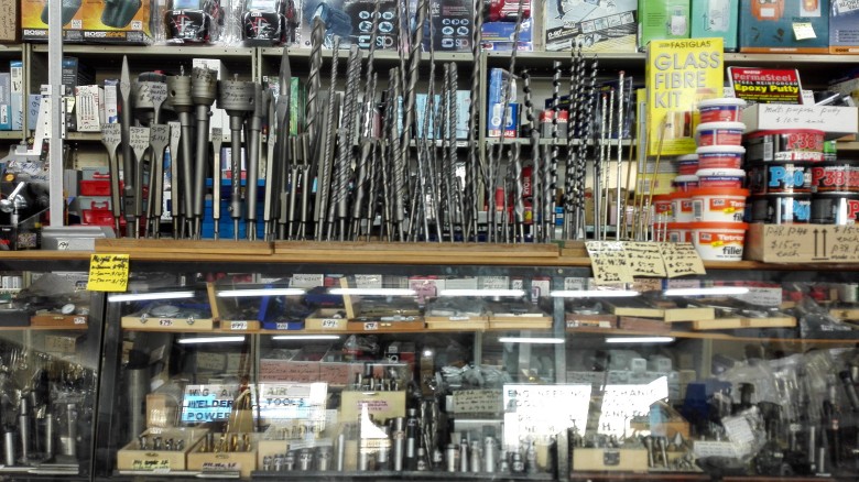 Auna Tools | hardware store | 203-205 Sydney Rd, Coburg VIC 3058, Australia | 0393841039 OR +61 3 9384 1039