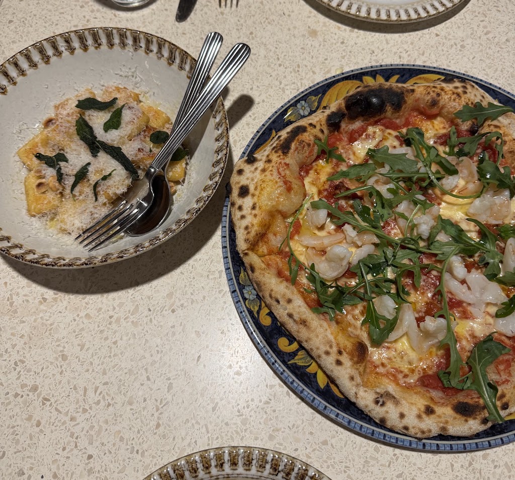 Francas Ristorante | 13-15 The Esplanade, Geelong VIC 3220, Australia | Phone: (03) 5244 7790
