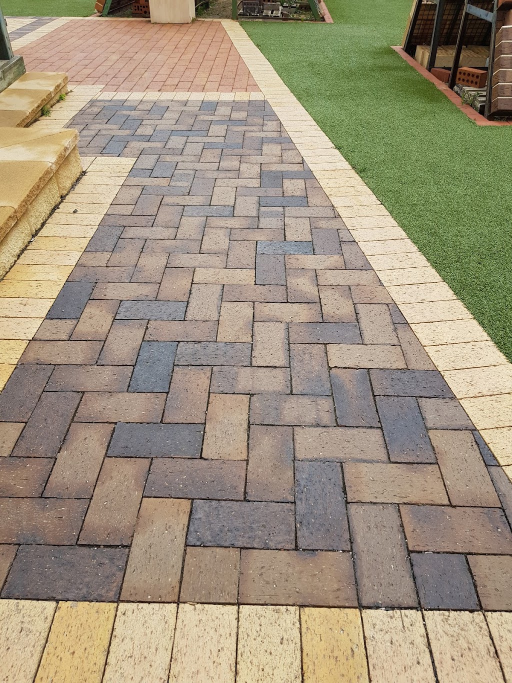 Hume Bricks and Pavers | 8 Metrolink Cct, Campbellfield VIC 3061, Australia | Phone: (03) 9305 1752