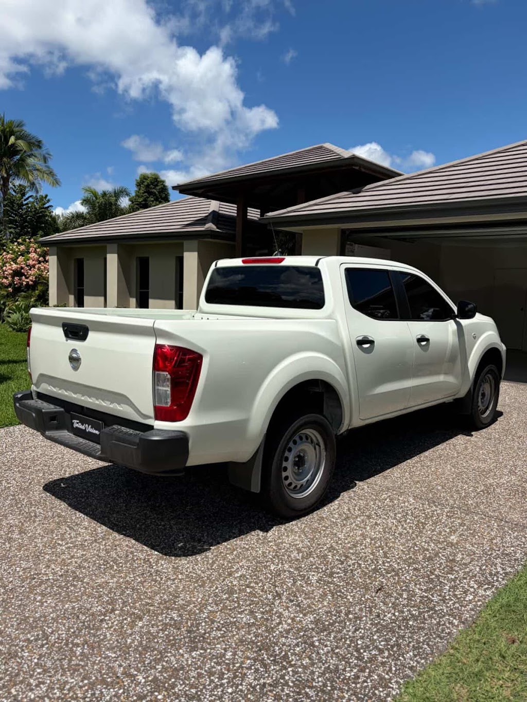 Tinted Vision | Pineapple Pl, Glass House Mountains QLD 4518, Australia | Phone: 0432 897 529