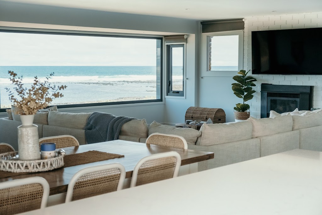 Ocean Sands Beach Front House | 8 Ocean Dr, Port Fairy VIC 3284, Australia | Phone: 0438 327 986