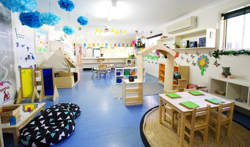 Dinky Di Childrens Learning Centre Tumbi Umbi |  | 201 Hansens Rd, Tumbi Umbi NSW 2261, Australia | 0243898888 OR +61 2 4389 8888