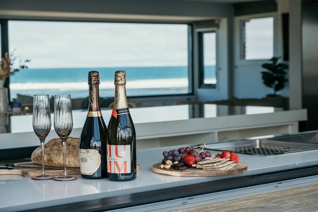 Ocean Sands Beach Front House | 8 Ocean Dr, Port Fairy VIC 3284, Australia | Phone: 0438 327 986
