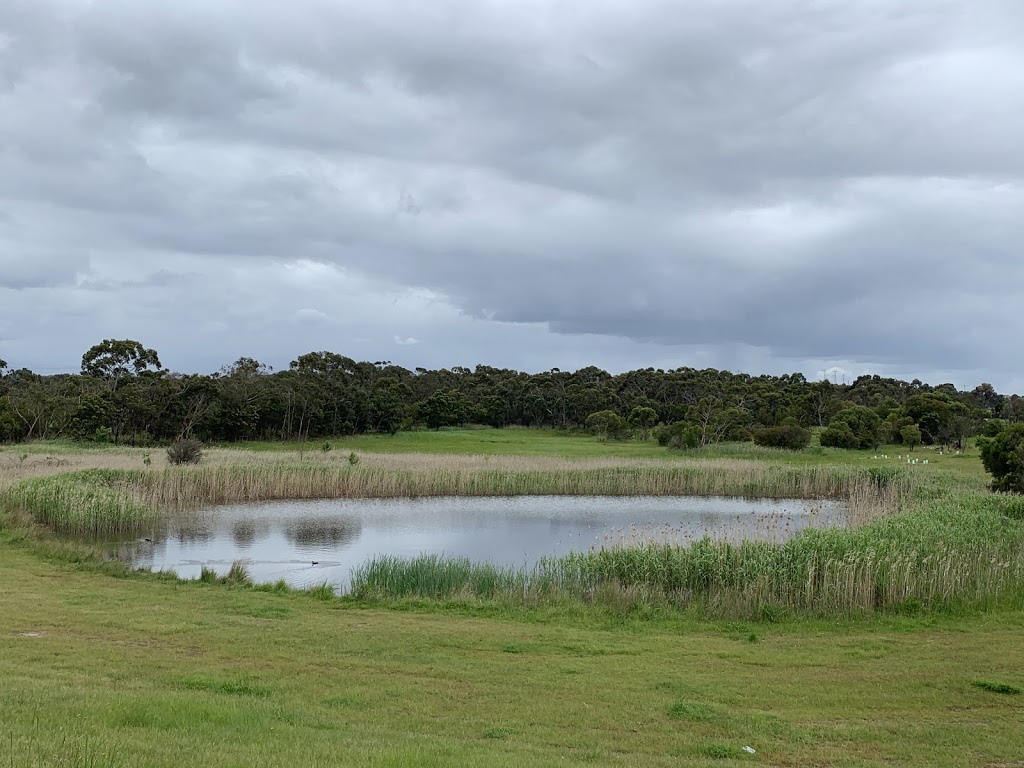 Essex Park Retarding Basin | park | Endeavour Hills VIC 3802, Australia