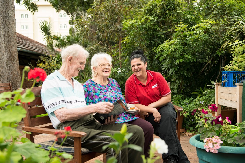 Anglicare Southern Queensland - Kirami Residential Aged Care | health | 12 Banksia St, Point Vernon QLD 4655, Australia | 0741912888 OR +61 7 4191 2888