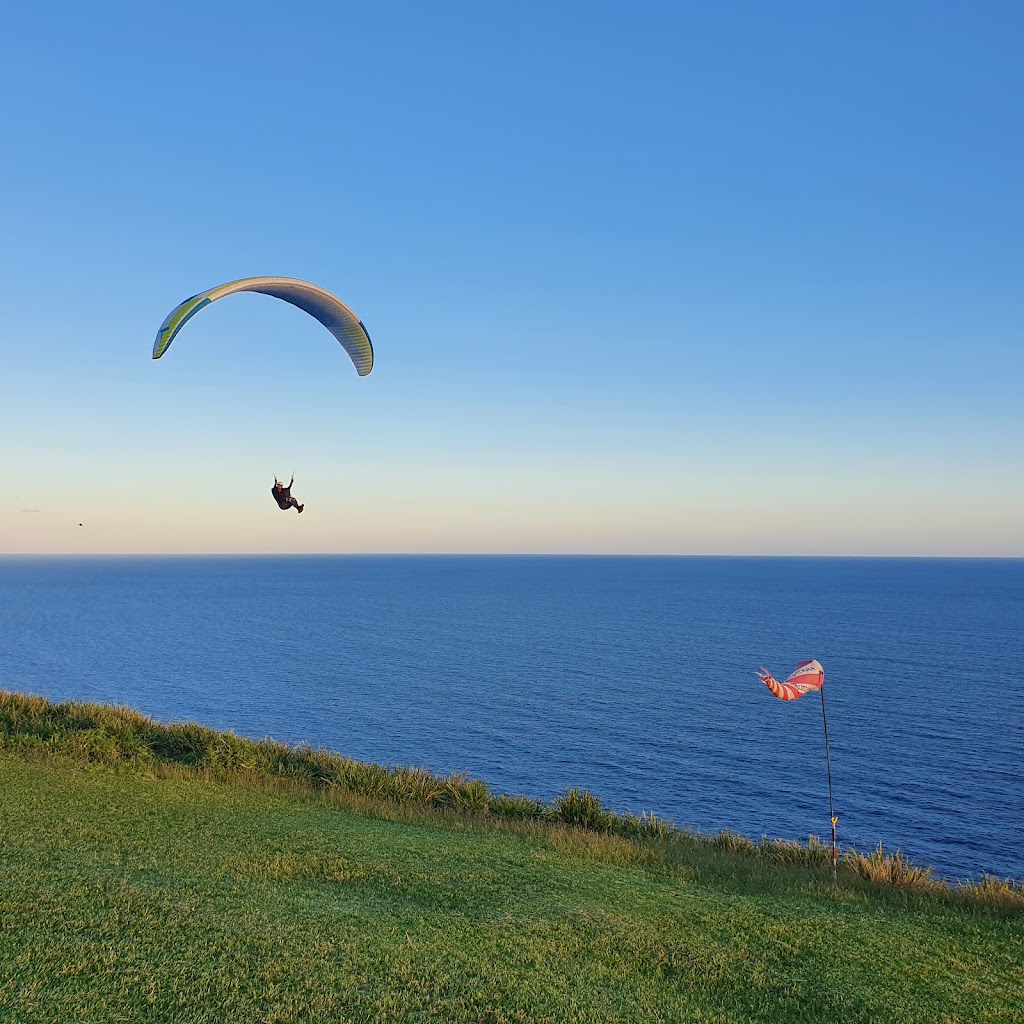 SkySurf Paragliding Stanwell Tops | 100 Otford Rd, Stanwell Tops NSW 2508, Australia | Phone: 0412 351 363