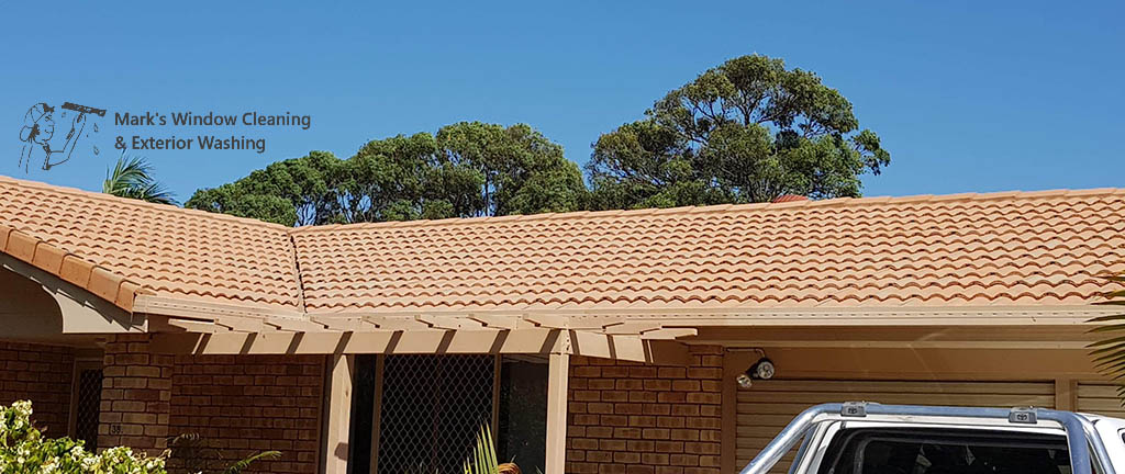 Marks Window Cleaning & Exterior Washing | 7 Trill Ct, Urangan QLD 4655, Australia | Phone: 0405 105 790