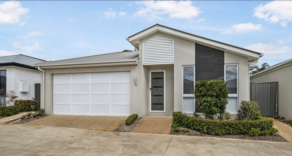 Leanne Gillam Toowoomba Real Estate | 38 Windemere Terrace, Mount Lofty QLD 4350, Australia | Phone: 0400 968 319