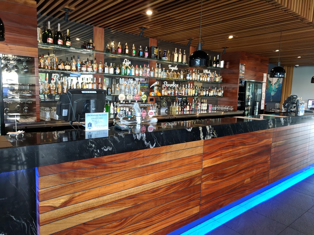 The Bluewater | cafe | 7 Harbour Dr, Trinity Park QLD 4879, Australia | 0740576788 OR +61 7 4057 6788