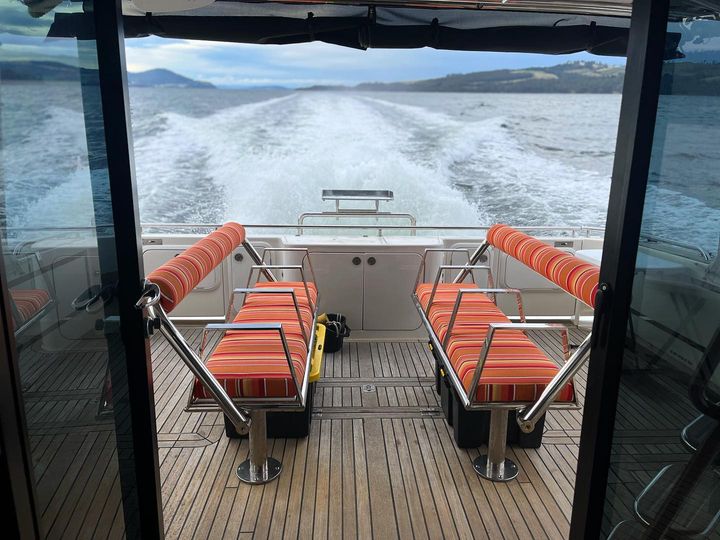 Hobart Private Choice Charters | Unit 3/806 Sandy Bay Rd, Sandy Bay TAS 7005, Australia | Phone: 0419 270 971