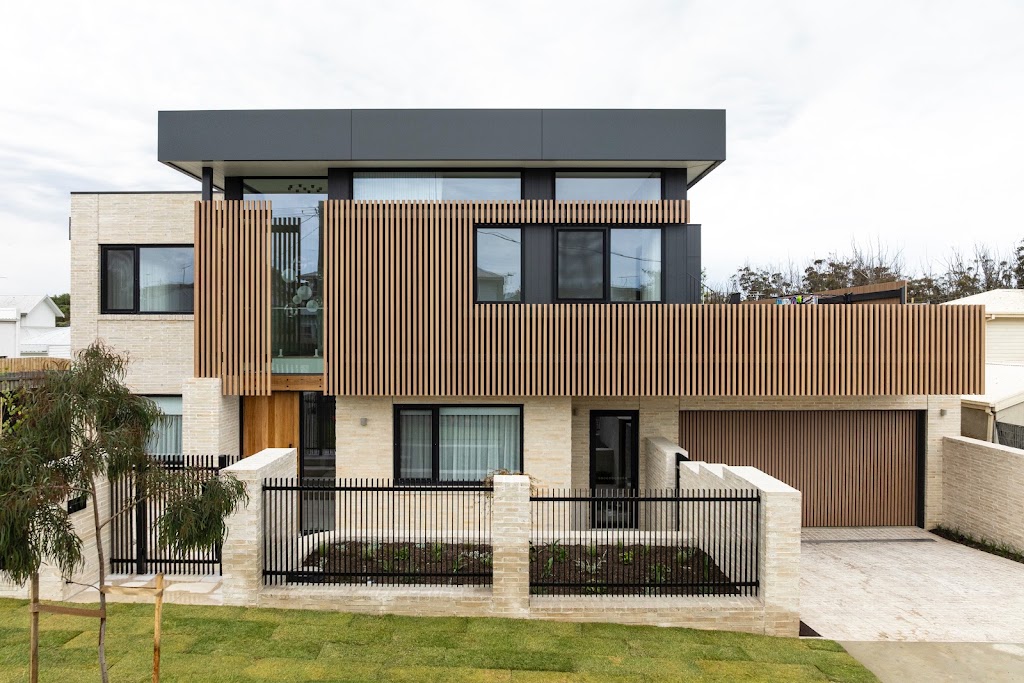 Spicer Building | 1/13 Cylinders Dr, Torquay VIC 3228, Australia | Phone: 0421 183 456