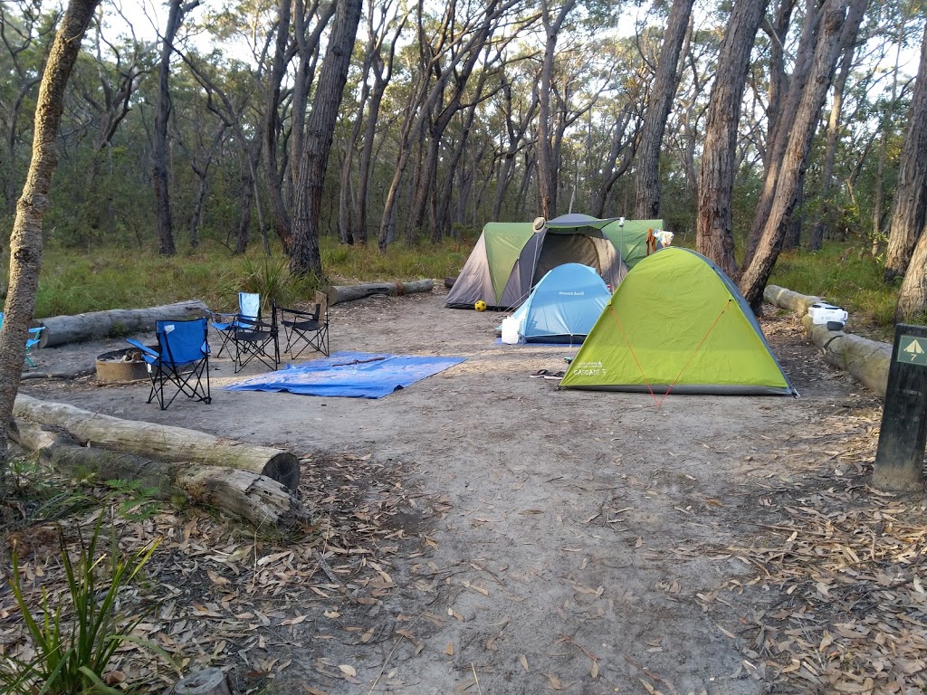 Meroo Head campground | campground | Meroo Lookout Walking Track, Termeil NSW 2539, Australia | 0244549500 OR +61 2 4454 9500