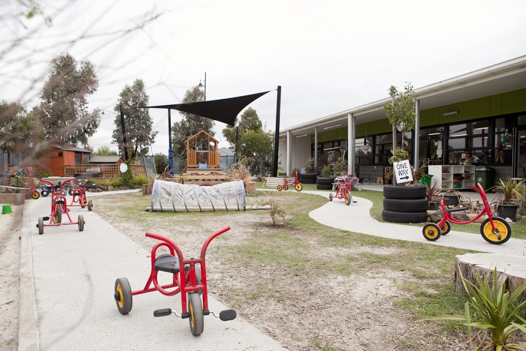 Craigieburn West YMCA Early Learning Centre | school | 265 Waterview Blvd, Craigieburn VIC 3064, Australia | 0383383900 OR +61 3 8338 3900