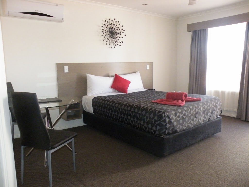 Hillston Motor Inn On High - Accommodation, Bedroom For Rent, Be | lodging | 206 High St, Hillston NSW 2675, Australia | 0269671001 OR +61 2 6967 1001