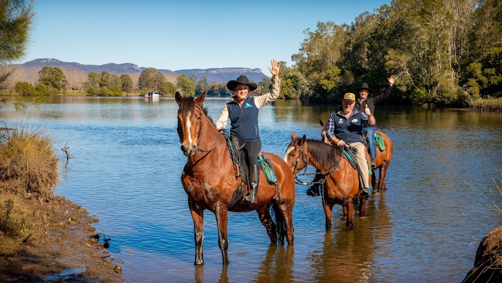 Hastings River Horse Riding | 22 Ennis Rd, Redbank NSW 2446, Australia | Phone: 0427 169 602
