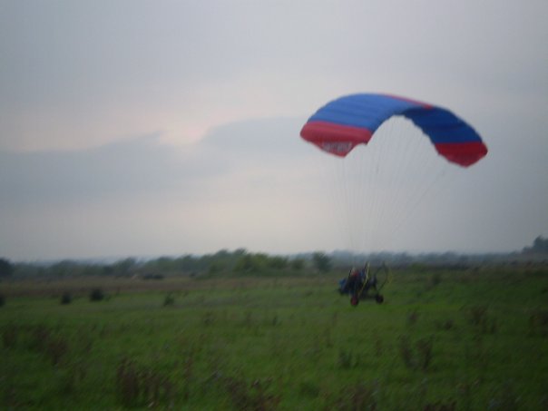 Hawkesbury Powered Parachute Centre |  | 2 Airport Rd, Cowra NSW 2794, Australia | 0245766028 OR +61 2 4576 6028