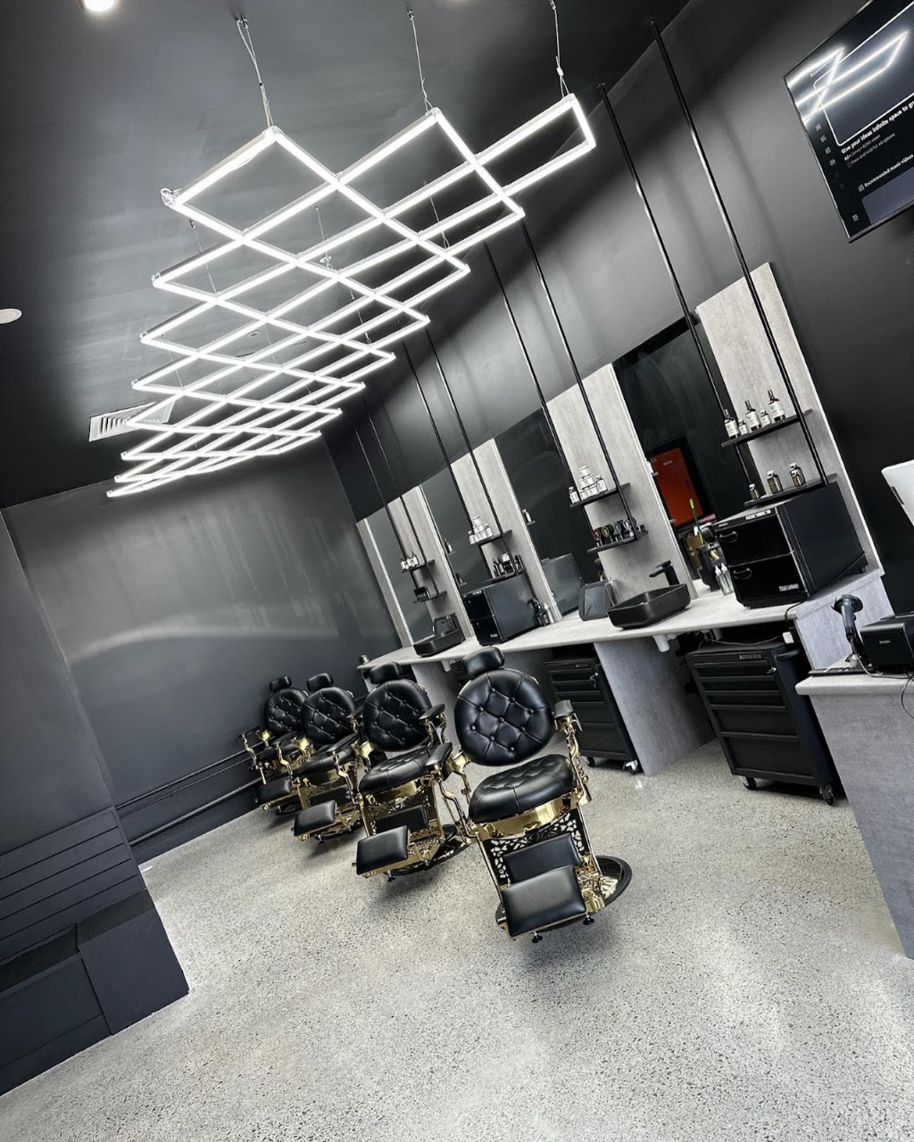 C & J Barbers Bellmere | 96/110 Bellmere Rd, Bellmere QLD 4510, Australia | Phone: (07) 5433 0951