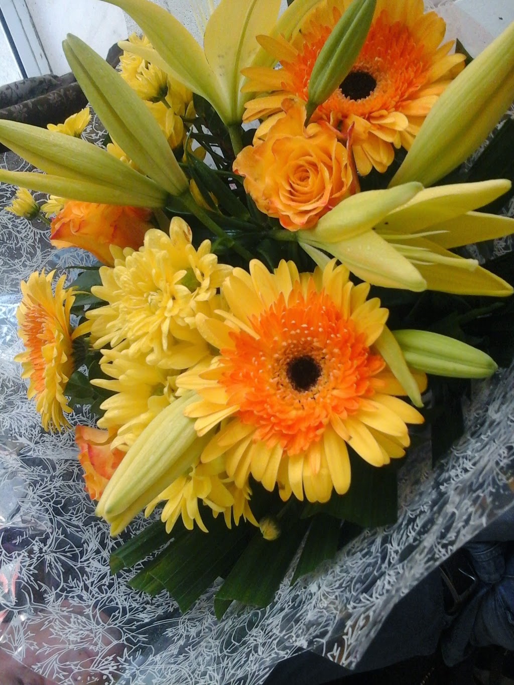 Friary Flowers | florist | 9 Lensham Pl, Armadale WA 6112, Australia | 0893999977 OR +61 8 9399 9977