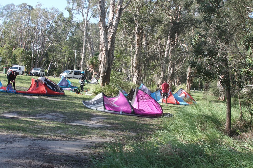 Lake Weyba Kitesurfing Setup Area | Weyba Downs QLD 4562, Australia