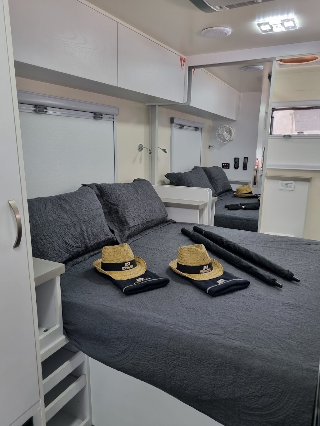 Paradise Luxury Motorhomes | 21 Dixon St, Yatala QLD 4207, Australia | Phone: (07) 3063 5168
