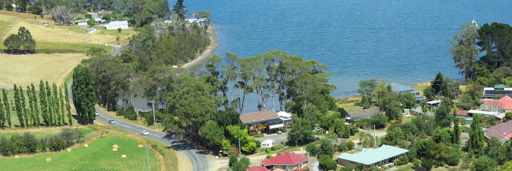 The 2Cs Bed and Breakfast | lodging | 1 Crooked Tree Ct, Cygnet TAS 7112, Australia | 0409501345 OR +61 409 501 345