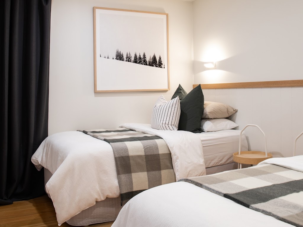 Riverstone Luxury Accommodation | 12 Nicholson St, Porepunkah VIC 3740, Australia | Phone: 0488 554 888