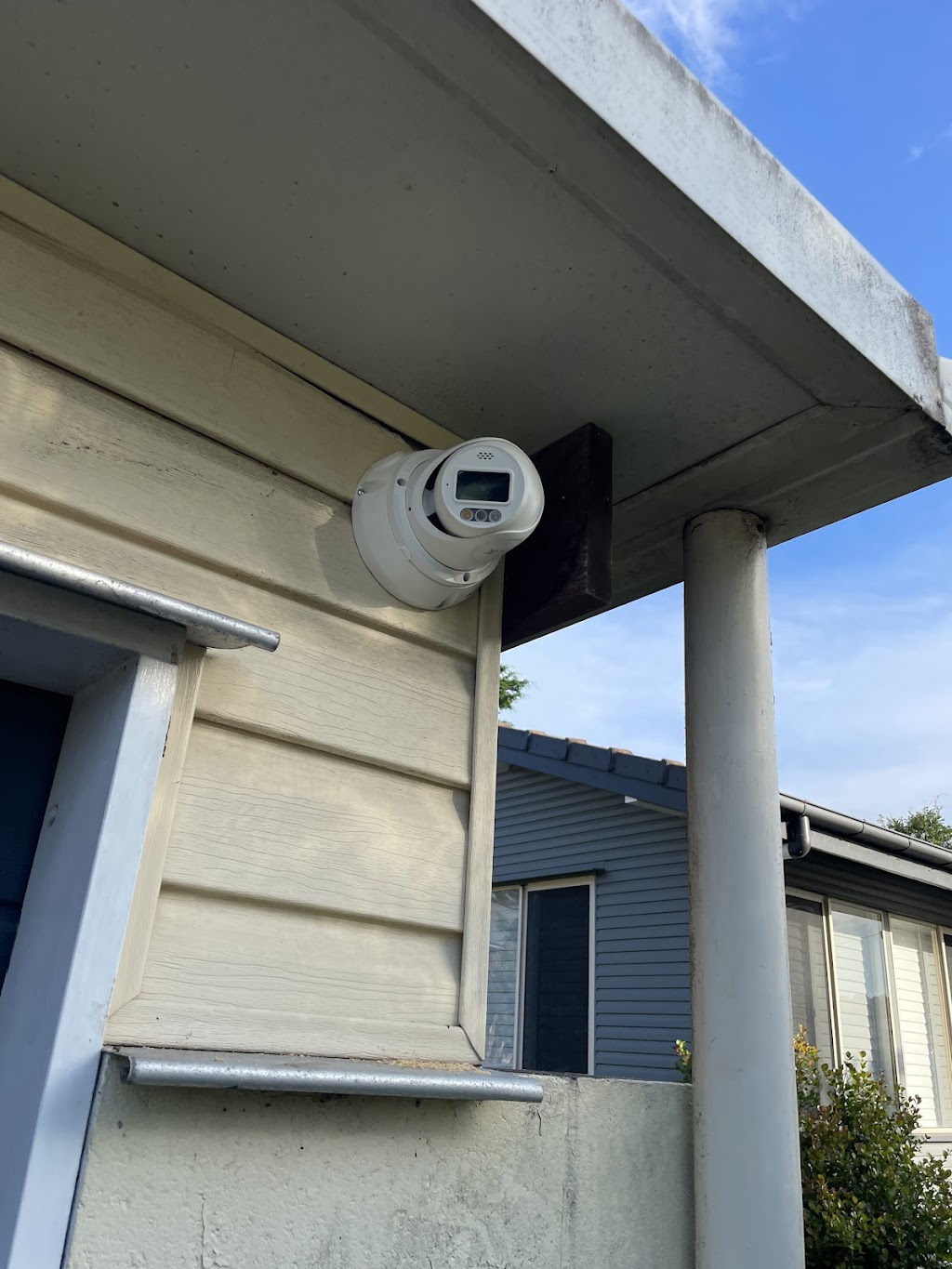 JPL.SECURITY | 19 Grand Canyon Dr, Springfield Lakes QLD 4300, Australia | Phone: 0401 182 751