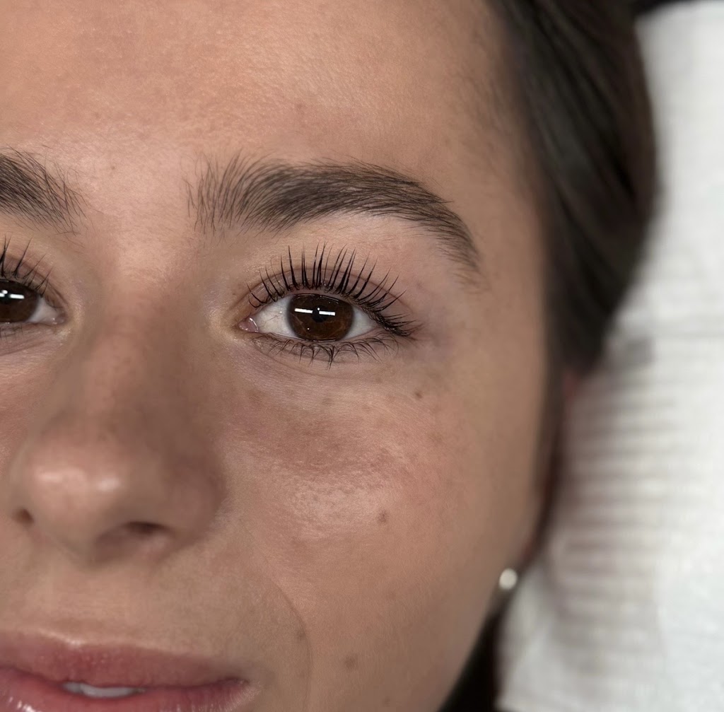 Luxe Lashes By Charlee | 5/141 Maudsland Rd, Oxenford QLD 4210, Australia | Phone: (07) 5551 6274