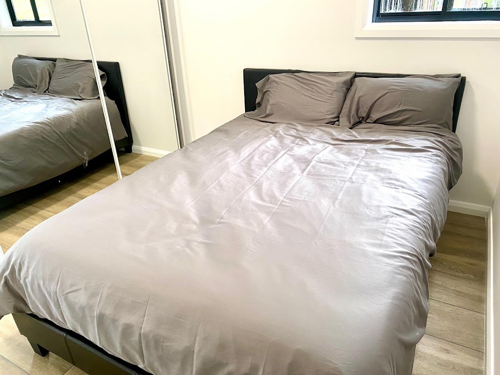 Cheeky Chooks Farm Stay Accommodation bnb | 37 Little Jilliby Rd, Little Jilliby NSW 2259, Australia | Phone: (02) 4472 6000