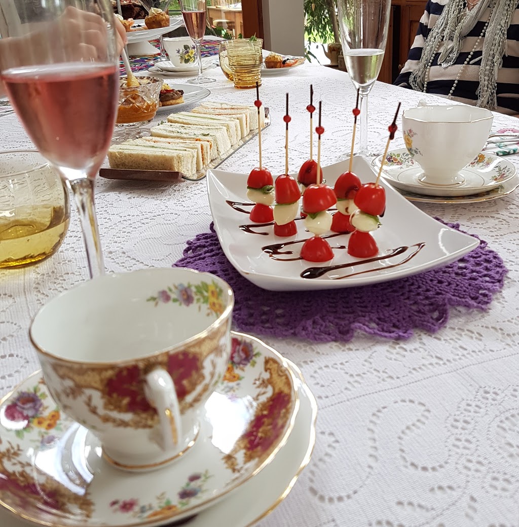 Puddings on the Deck | cafe | 2626 Strathalbyn Rd, Macclesfield SA 5153, Australia | 0448759807 OR +61 448 759 807