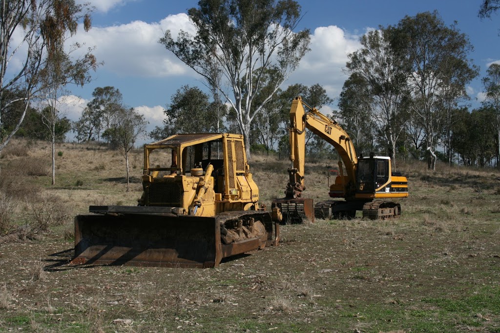 Greenslade’s Dozer & Excavator Hire Pty Ltd | general contractor | 98 Ushers Road Taabinga, Kingaroy QLD 4610, Australia | 0427624128 OR +61 427 624 128