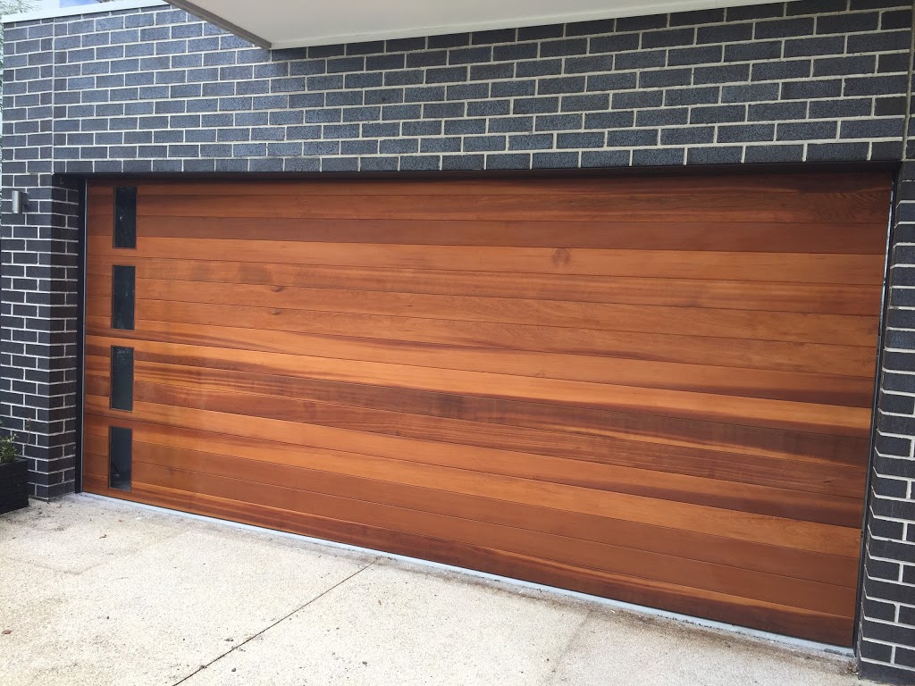 SB Garage Doors | 57 Dammans Rd, Warburton VIC 3799, Australia | Phone: 0430 545 312