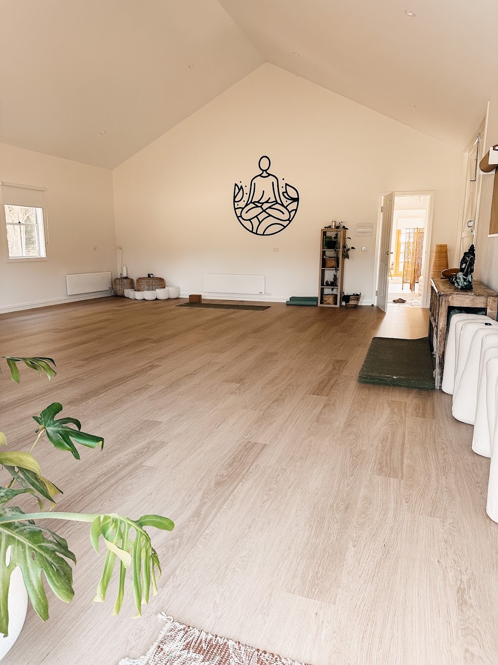 Native Yoga Studio | The barn, 29 Libra Ln, Torquay VIC 3228, Australia | Phone: 0410 535 867