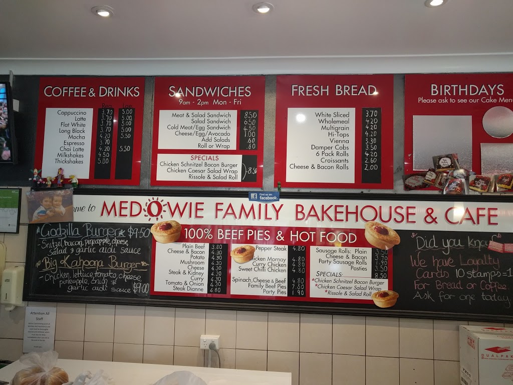 Medowie Family Bakehouse & Cafe | bakery | 7/37 Ferodale Rd, Medowie NSW 2318, Australia | 0249829901 OR +61 2 4982 9901