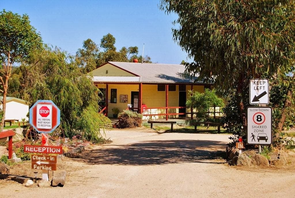 Stawell Park Caravan Park | 2 Monaghan Rd, Black Range VIC 3381, Australia | Phone: (03) 5358 2709