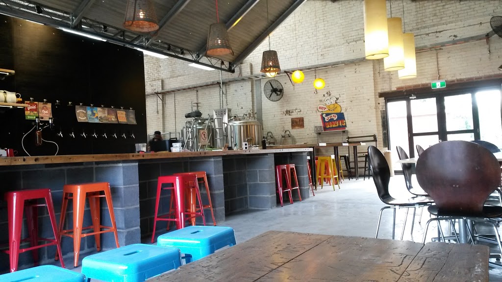 Shedshaker Brewing Company | restaurant | 9 Walker St, Castlemaine VIC 3450, Australia | 0425323005 OR +61 425 323 005