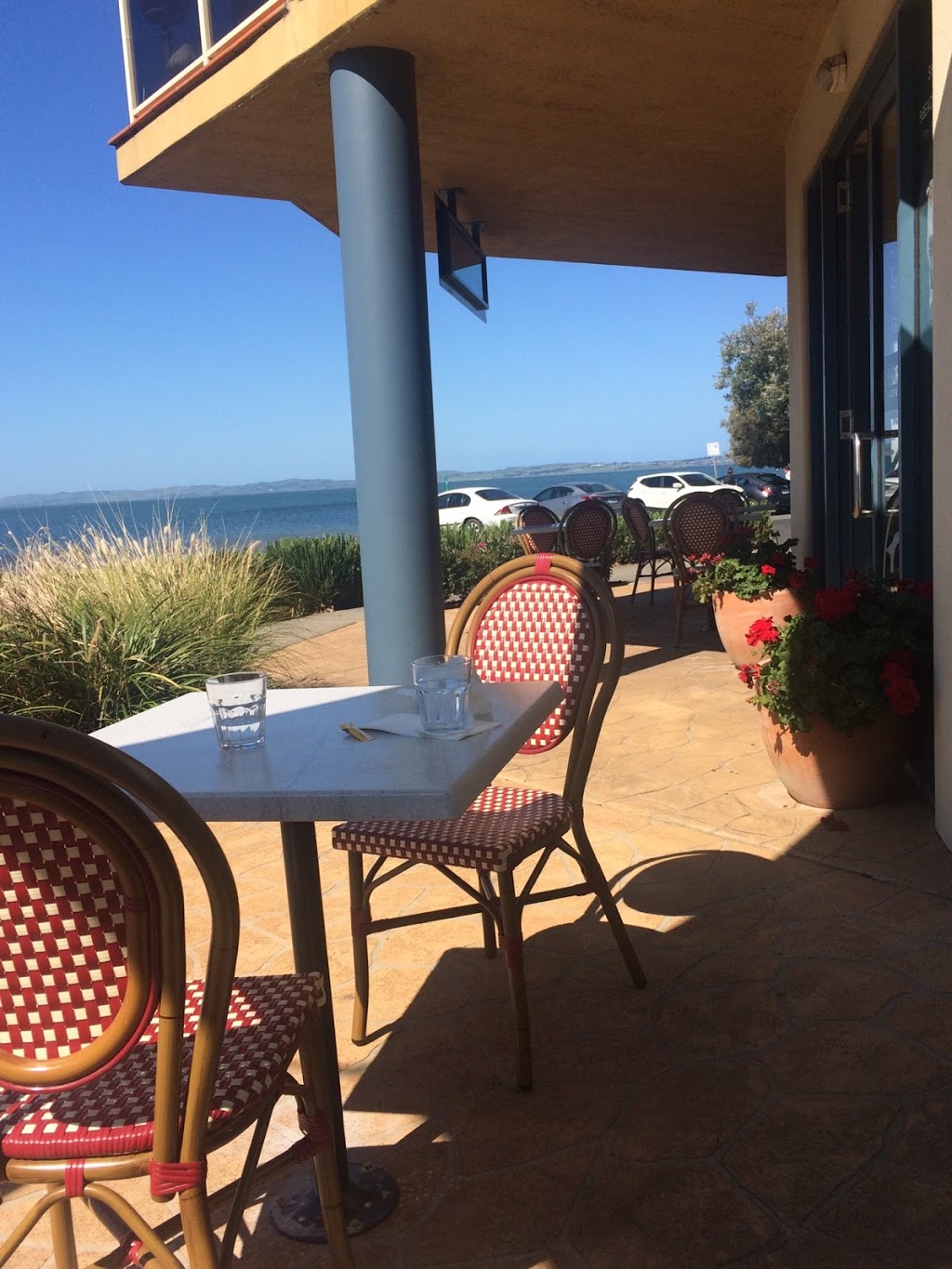 Shorebirds Cafe | cafe | shop 1/9 Beach Rd, Rhyll VIC 3923, Australia | 0359000666 OR +61 3 5900 0666