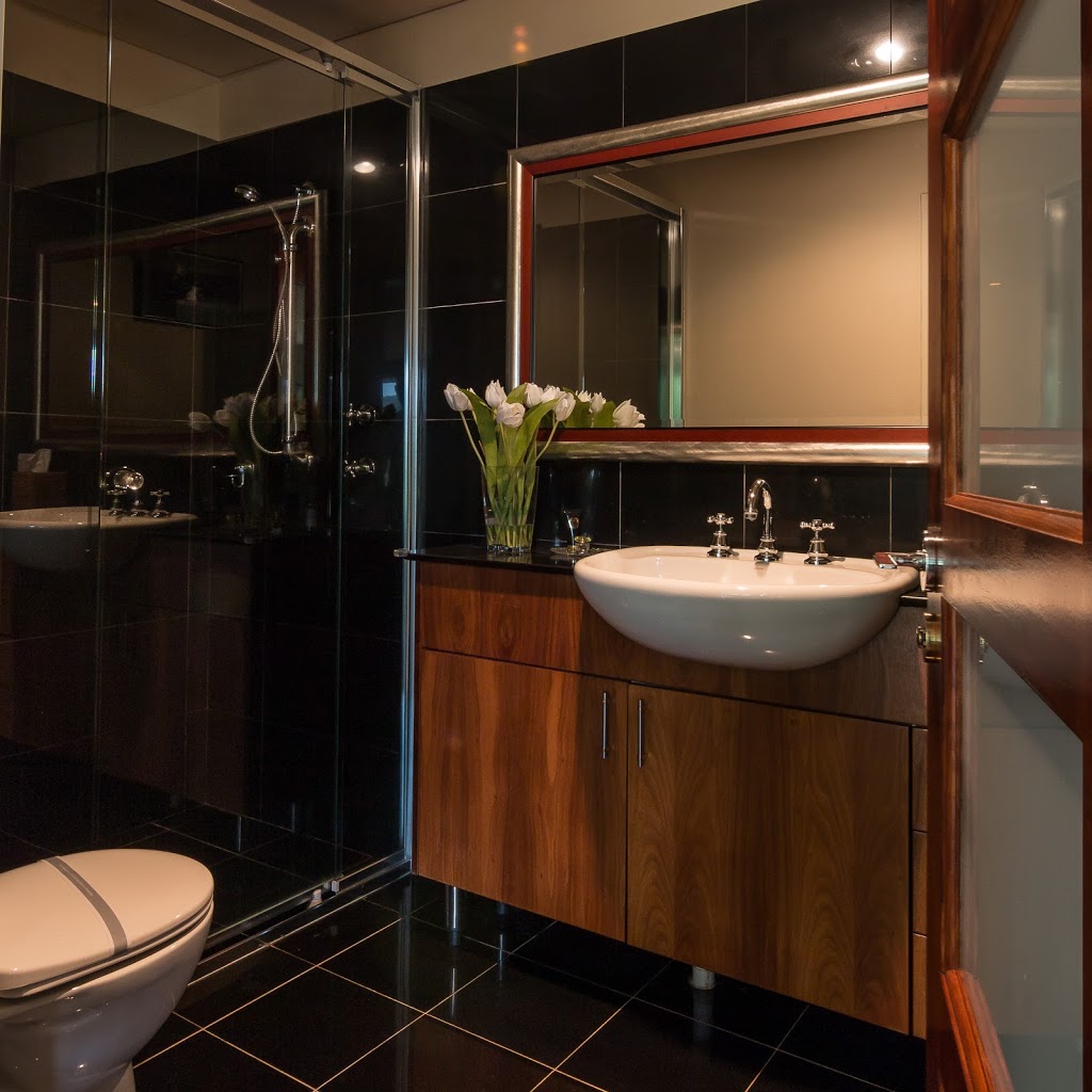 Escala Luxury Suites | 38 Lauffs Ln, Wyong Creek NSW 2259, Australia | Phone: 0418 436 316