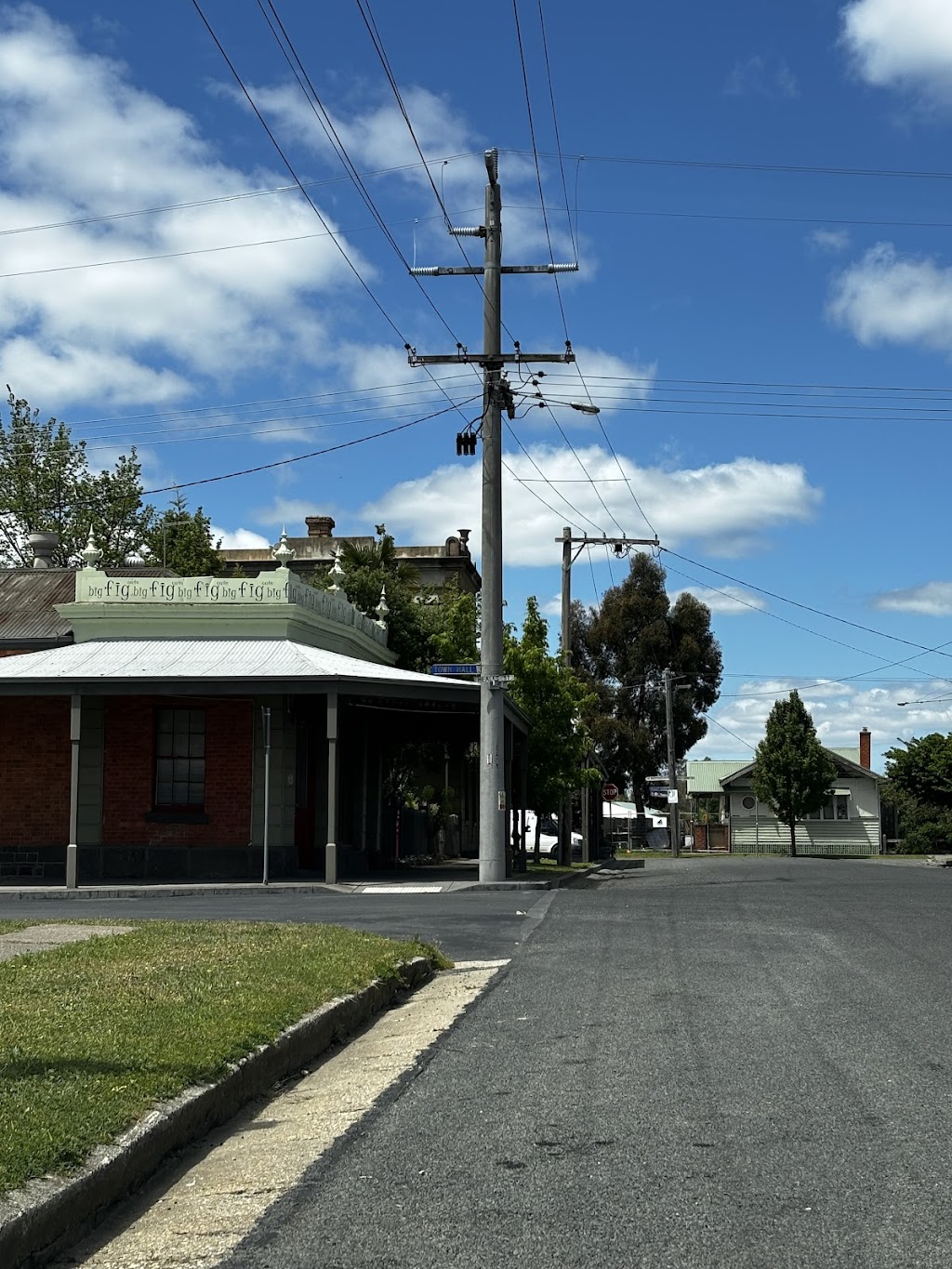 Talbot Lpo Food truck & General store | 5 Camp St, Talbot VIC 3371, Australia | Phone: (03) 5463 2203