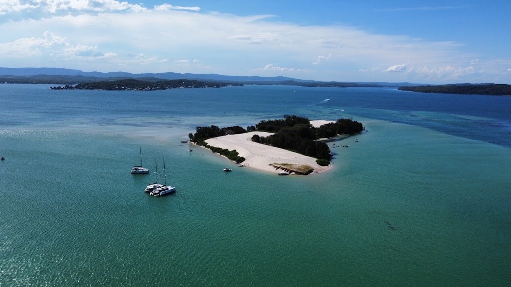 Awaba Boat Hire | Suit C/42 Burleigh St, Toronto NSW 2283, Australia | Phone: 0491 983 905