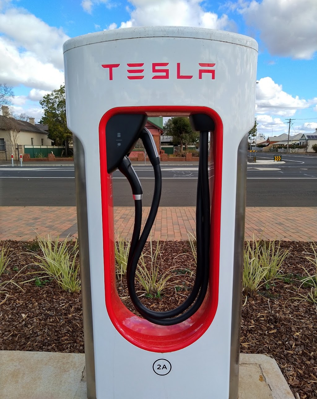 Tesla Supercharger | 76 Wingewarra St, Dubbo NSW 2830, Australia | Phone: (02) 8015 2834