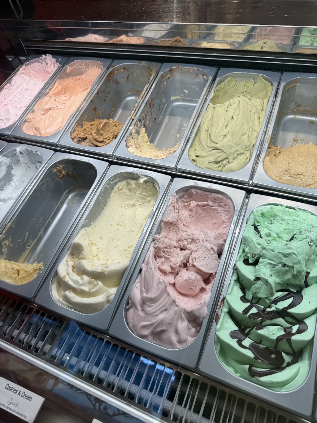 ellys | 778 Pacific Parade, Currumbin QLD 4223, Australia | Phone: 0458 698 146