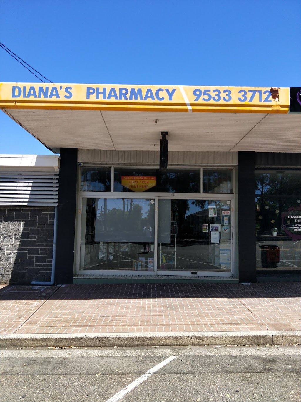 Dianas Pharmacy | 44 Pindari Rd, Peakhurst Heights NSW 2210, Australia | Phone: (02) 9533 3712