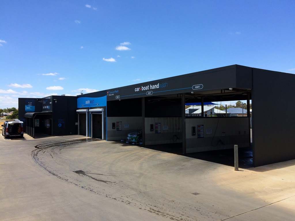 Titanium Car & Dog Wash Bunbury | car wash | 4 Broadway, Bunbury WA 6230, Australia | 0897241234 OR +61 8 9724 1234