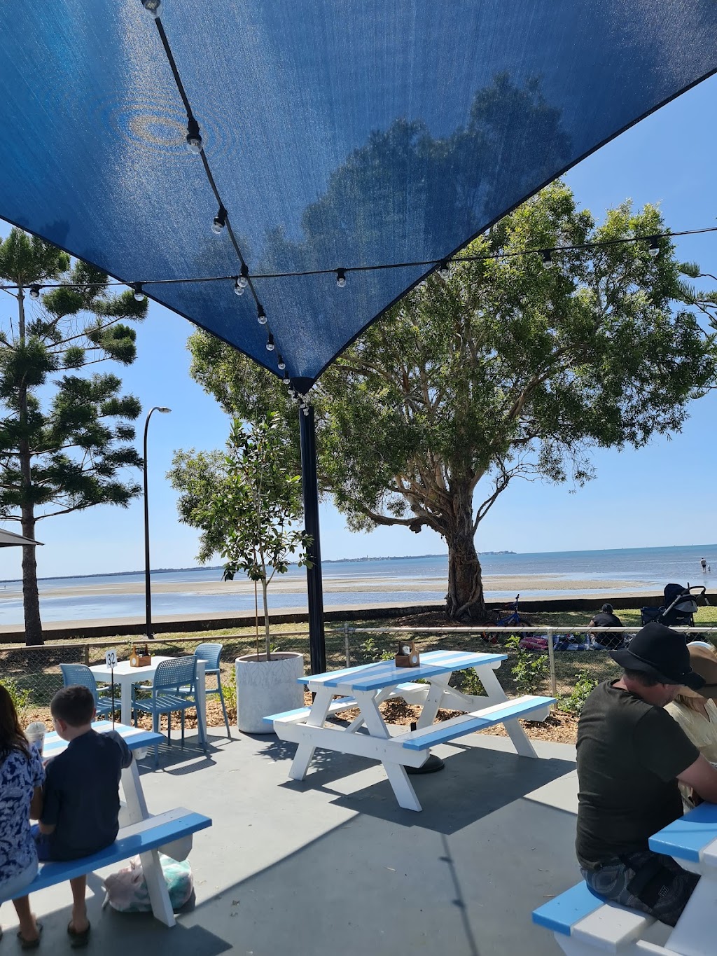 The Bay Sandgate | cafe | 231 Flinders Parade, Sandgate QLD 4017, Australia | 0466664520 OR +61 466 664 520