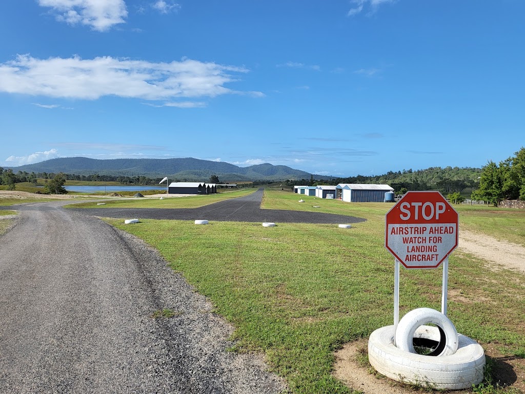 Lakeside Airpark aerodrome (ICAO code: YLAK) | 61 Whitsunday Dr, Bloomsbury QLD 4799, Australia | Phone: 0418 711 224