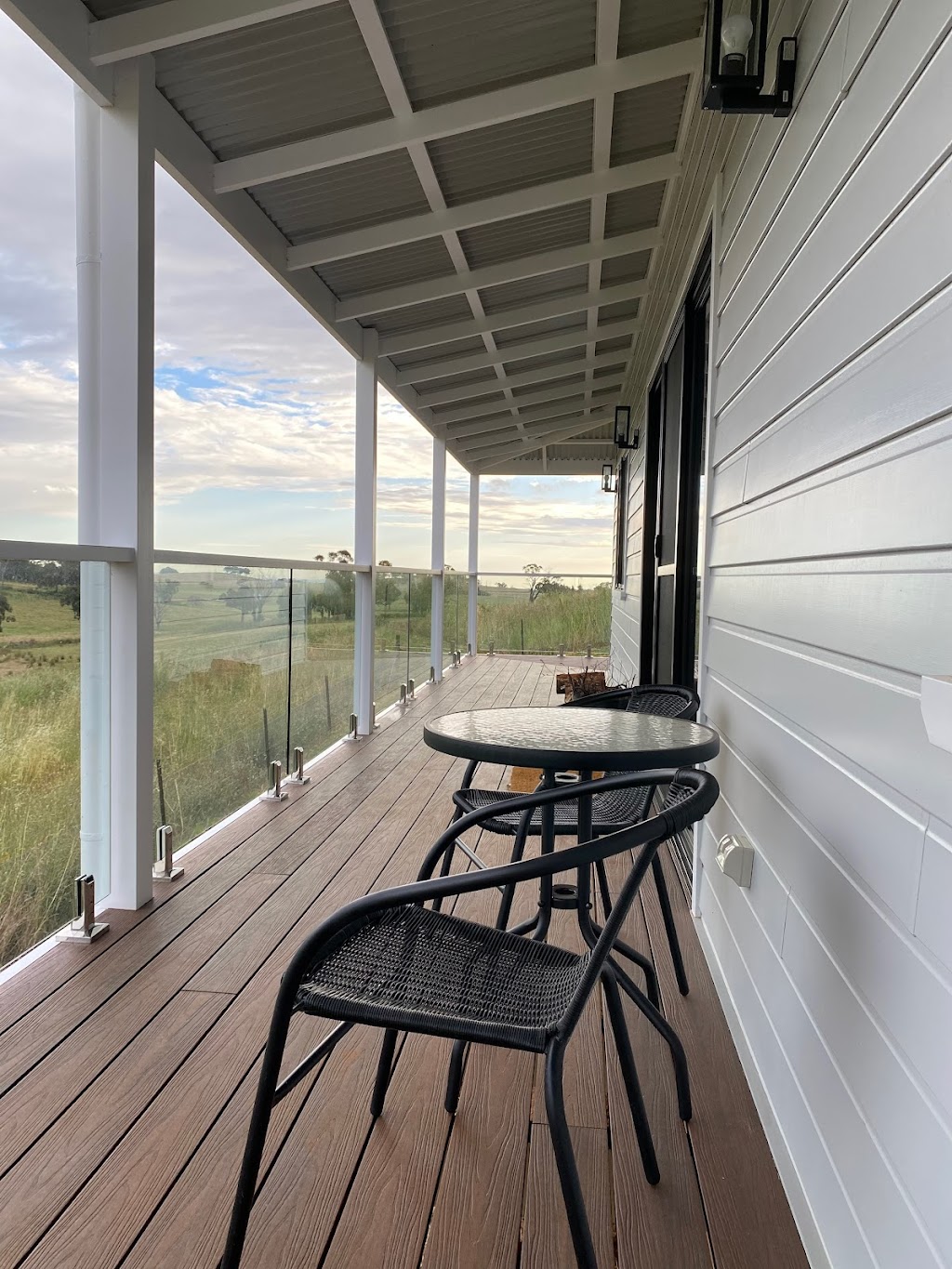 Aurora Guesthouse | 167 Carbine Rd, Forest Reefs NSW 2798, Australia | Phone: 0407 262 494